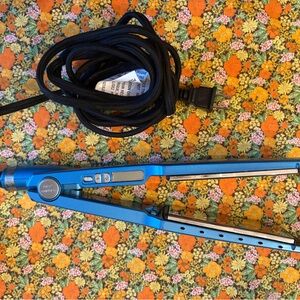 BaBylissPRO Nano Titanium 1.75” Digital Flat Iron